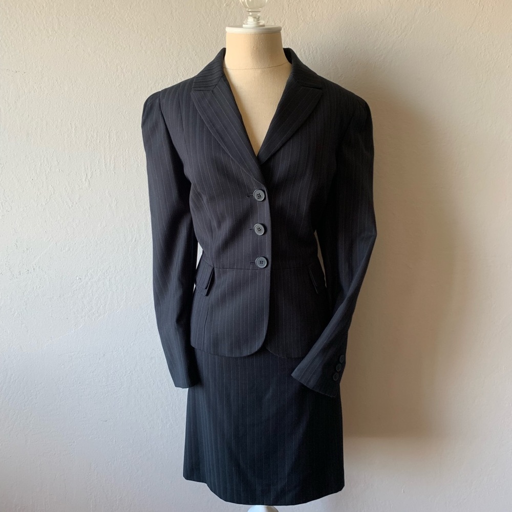 Tahari Navy Pin Stripped Skirt Suit Petite